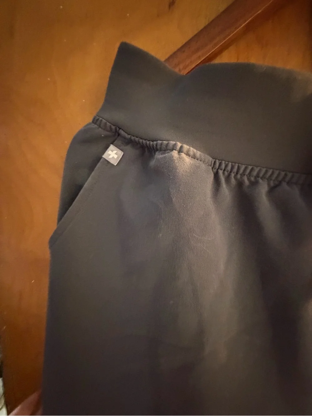Figs Men's Charcoal Joggers with Red Drawstring